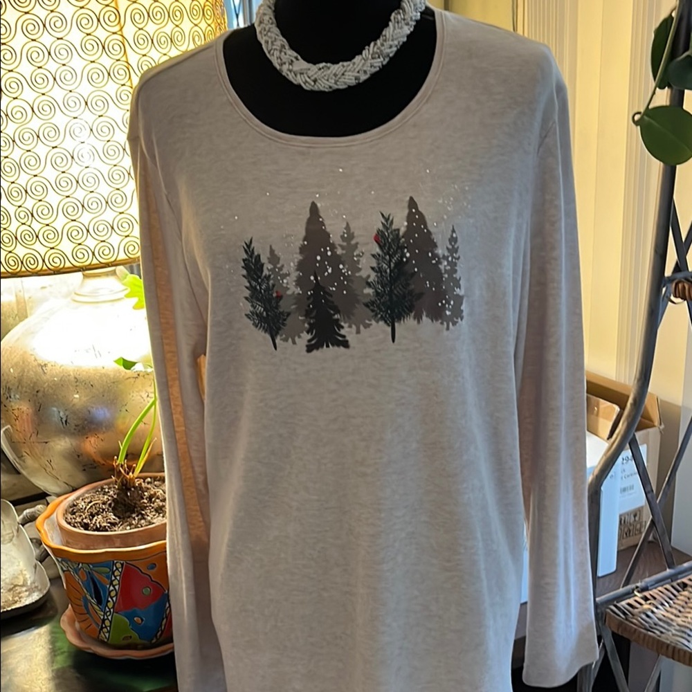 Croft&Barrow Classic Tee, Size 1X, Chic Forest Graphic , Holiday Long Sleeve Top